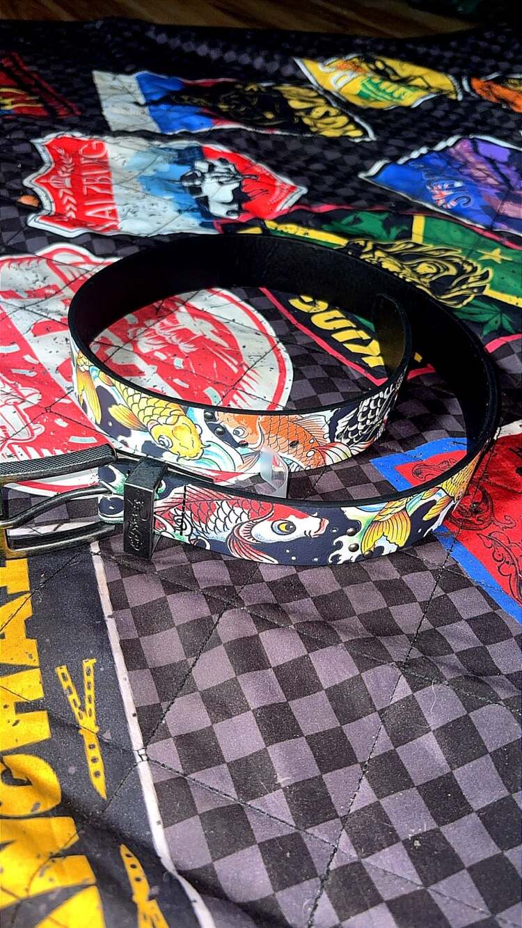 Size 32 Ed Hardy Koi and Skull Print Graphic Reversible Belt